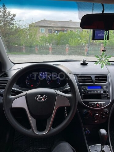 Hyundai Accent 2015, 92,000 km - 1.4 l - Bakı