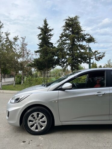 Hyundai Accent 2015, 92,000 km - 1.4 l - Bakı