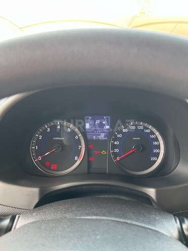 Hyundai Accent 2015, 92,000 km - 1.4 l - Bakı