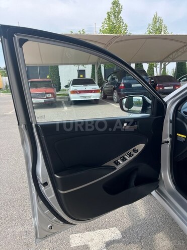 Hyundai Accent 2015, 92,000 km - 1.4 l - Bakı