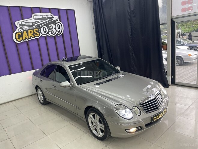 Mercedes E 220 d-3