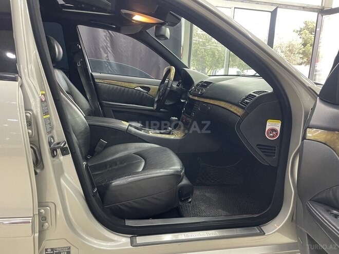 Mercedes E 220 d-5