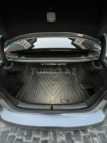 BMW 530-18