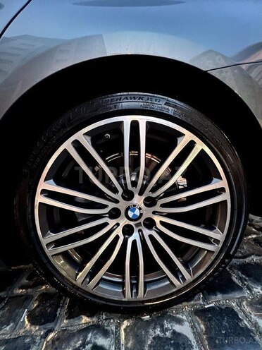 BMW 530-19