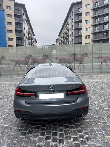 BMW 530-8