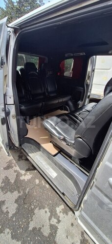 Mercedes Viano-8