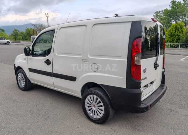 Fiat Doblo 2009, 350,200 km - 1.3 l - Şəki