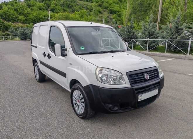 Fiat Doblo 2009, 350,200 km - 1.3 l - Şəki