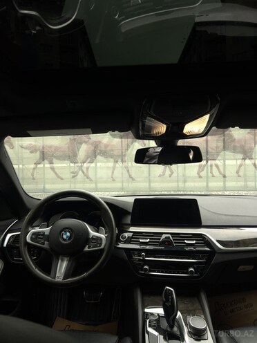 BMW 530-11