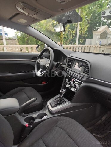 Hyundai Elantra 2019, 130,357 km - 2.0 l - Bakı