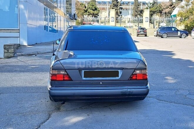 Mercedes E 200 1994, 462,000 km - 2.0 l - Bakı