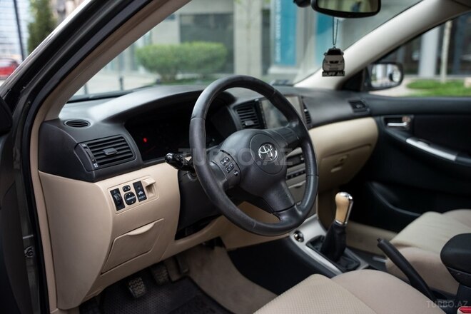 Toyota Corolla 2006, 265,004 km - 1.4 l - Bakı