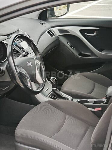Hyundai Elantra 2015, 89,500 km - 1.8 l - Bakı