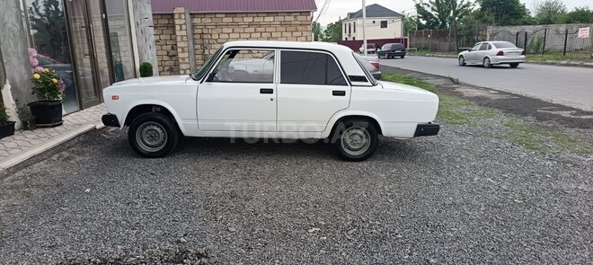 LADA (VAZ) 2107 2005, 28,530 km - 1.6 л - Zaqatala