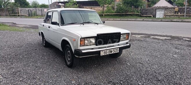 LADA (VAZ) 2107 2005, 28,530 km - 1.6 л - Zaqatala
