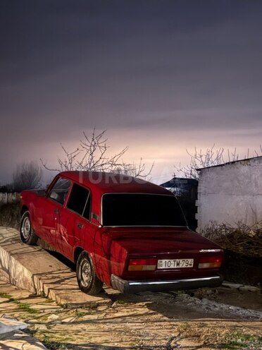 LADA (VAZ) 2107 2005, 95,000 km - 1.6 л - Salyan