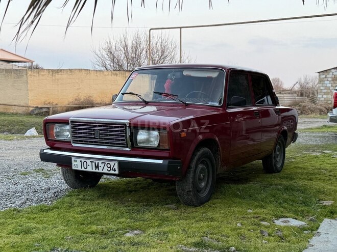 LADA (VAZ) 2107 2005, 95,000 km - 1.6 л - Salyan