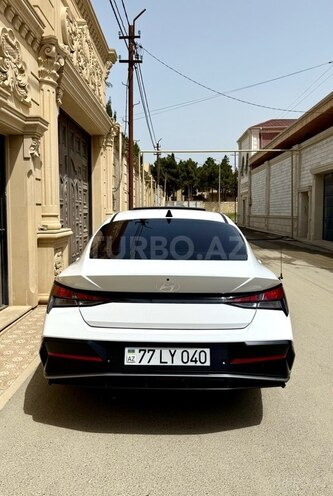 Hyundai Elantra 2024, 18,555 km - 1.6 л - Bakı