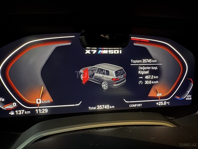 BMW X7-21