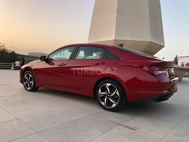 Hyundai Elantra 2022, 61,300 km - 2.0 l - Bakı
