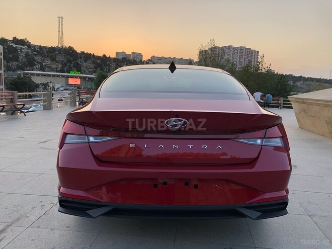 Hyundai Elantra 2022, 61,300 km - 2.0 l - Bakı