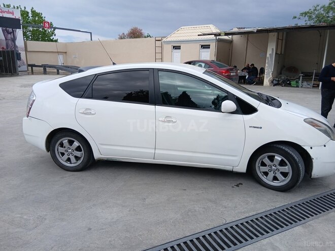 Toyota Prius 2009, 350,000 km - 0.2 l - Gəncə