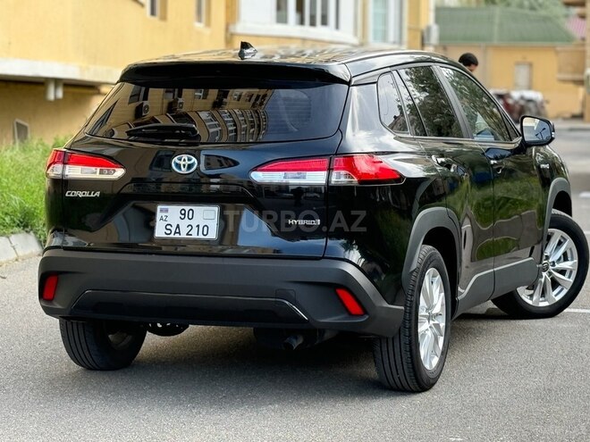 Toyota Corolla Cross 2024, 15,000 km - 2.0 л - Sumqayıt