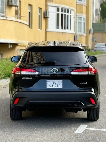 Toyota Corolla Cross 2024, 15,000 km - 2.0 л - Sumqayıt