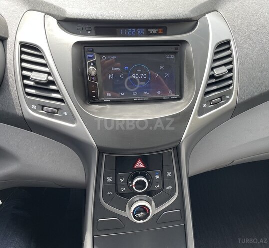Hyundai Elantra 2015, 350,000 km - 1.8 l - Bakı