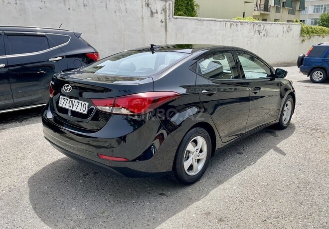 Hyundai Elantra 2015, 350,000 km - 1.8 l - Bakı