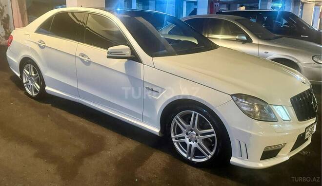 Mercedes E 350 2010, 235,000 km - 3.5 l - Bakı