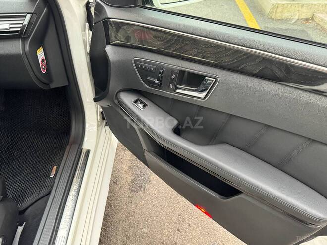 Mercedes E 350 2010, 235,000 km - 3.5 l - Bakı