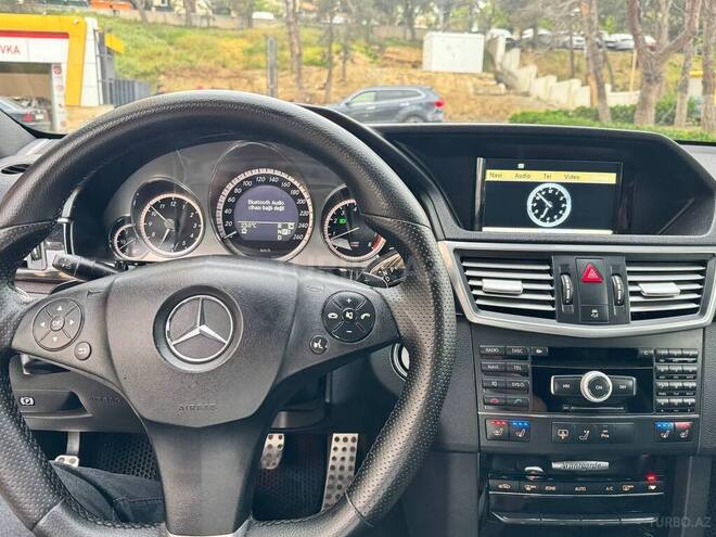 Mercedes E 350 2010, 235,000 km - 3.5 l - Bakı