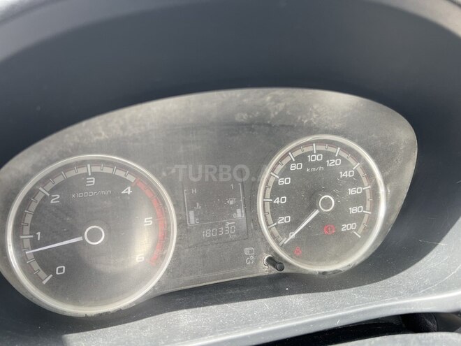 Mitsubishi L200 2021, 180,000 km - 2.4 l - Bakı