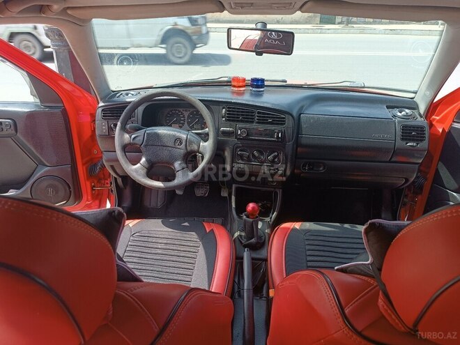 Volkswagen Golf 1996, 284,000 km - 2.0 л - Balakən