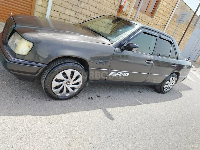 Mercedes E 200 1992, 560,720 km - 2.0 l - Bakı