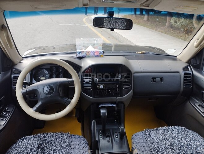 Mitsubishi Pajero 2004, 262,300 km - 3.0 l - Mingəçevir
