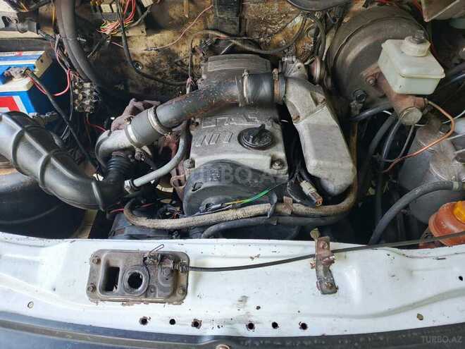 GAZ 3302-744 2003, 257,000 km - 2.3 l - Qazax
