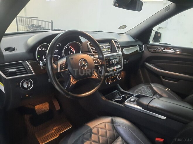Mercedes ML 350 4MATIC-14