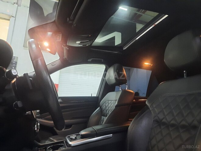 Mercedes ML 350 4MATIC-15