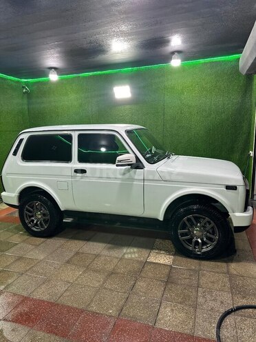 LADA (VAZ) Niva 2015, 120,000 km - 1.7 l - Qusar