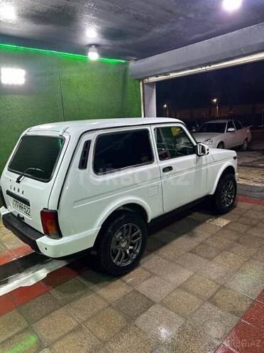 LADA (VAZ) Niva 2015, 120,000 km - 1.7 l - Qusar