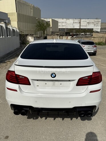 BMW 520 2015, 243,000 km - 2.0 l - Bakı