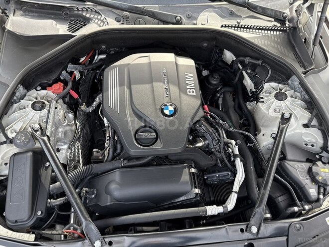 BMW 520 2015, 243,000 km - 2.0 l - Bakı