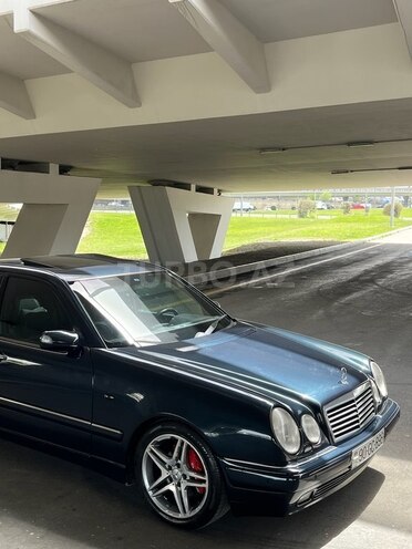 Mercedes E 220 d 1998, 571,000 km - 2.2 l - Bakı