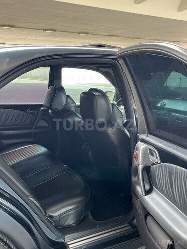 Mercedes E 220 d 1998, 571,000 km - 2.2 l - Bakı