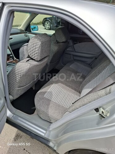 Mercedes E 240 1999, 401,717 km - 2.4 л - Tovuz