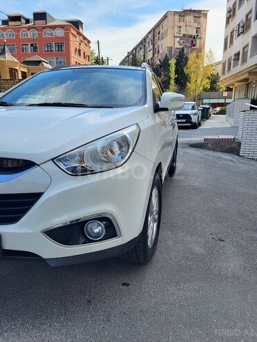 Hyundai ix35 2010, 142,360 km - 2.0 л - Bakı