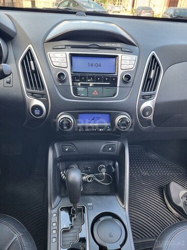 Hyundai ix35 2010, 142,360 km - 2.0 л - Bakı