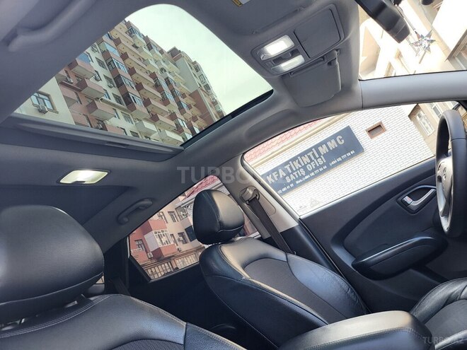 Hyundai ix35 2010, 142,360 km - 2.0 л - Bakı
